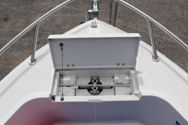 Robalo R2020 Center Console